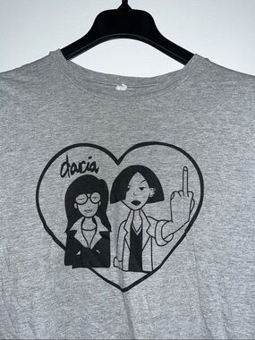 DARIA & JANE tee